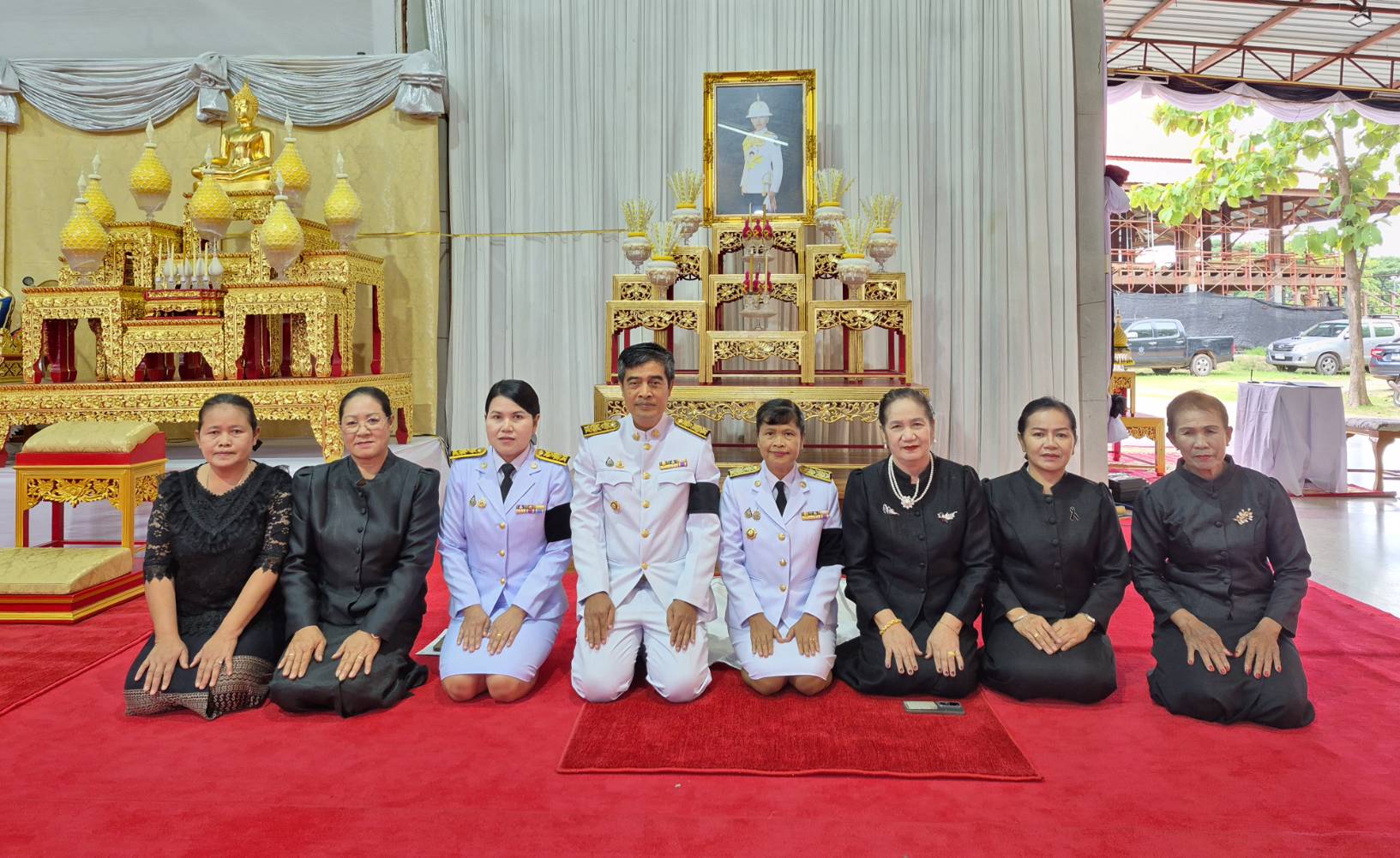 พช.สว่างวีระวงศ์ พร้อมด้วยคณะกรรมการพัฒนาสตรีอำเภอ (กพสอ.) ร่วมพิธีทางศาสนาถวายเป็นพระราชกุศลแด่สมเด็จพระเจ้าลูกเธอ เจ้าฟ้าพัชรกิติยาภา นเรนทิราเทพยวดี กรมหลวงราชสาริณีสิริพัชร มหาวัชรราชธิดา
